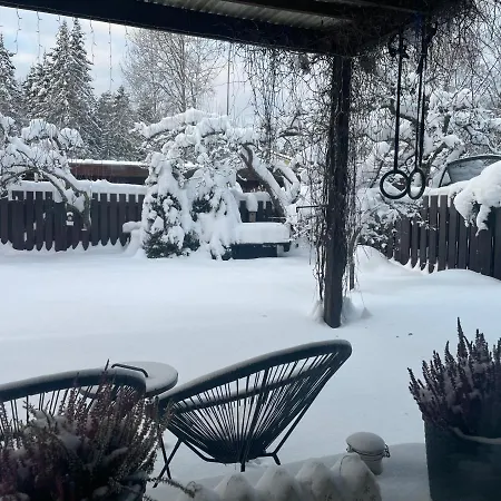 Viihtyisa Erillistalo Puutarhalla Keha I Varrella