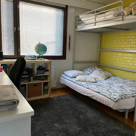 Viihtyisa Erillistalo Puutarhalla Keha I Varrella Apartamento *